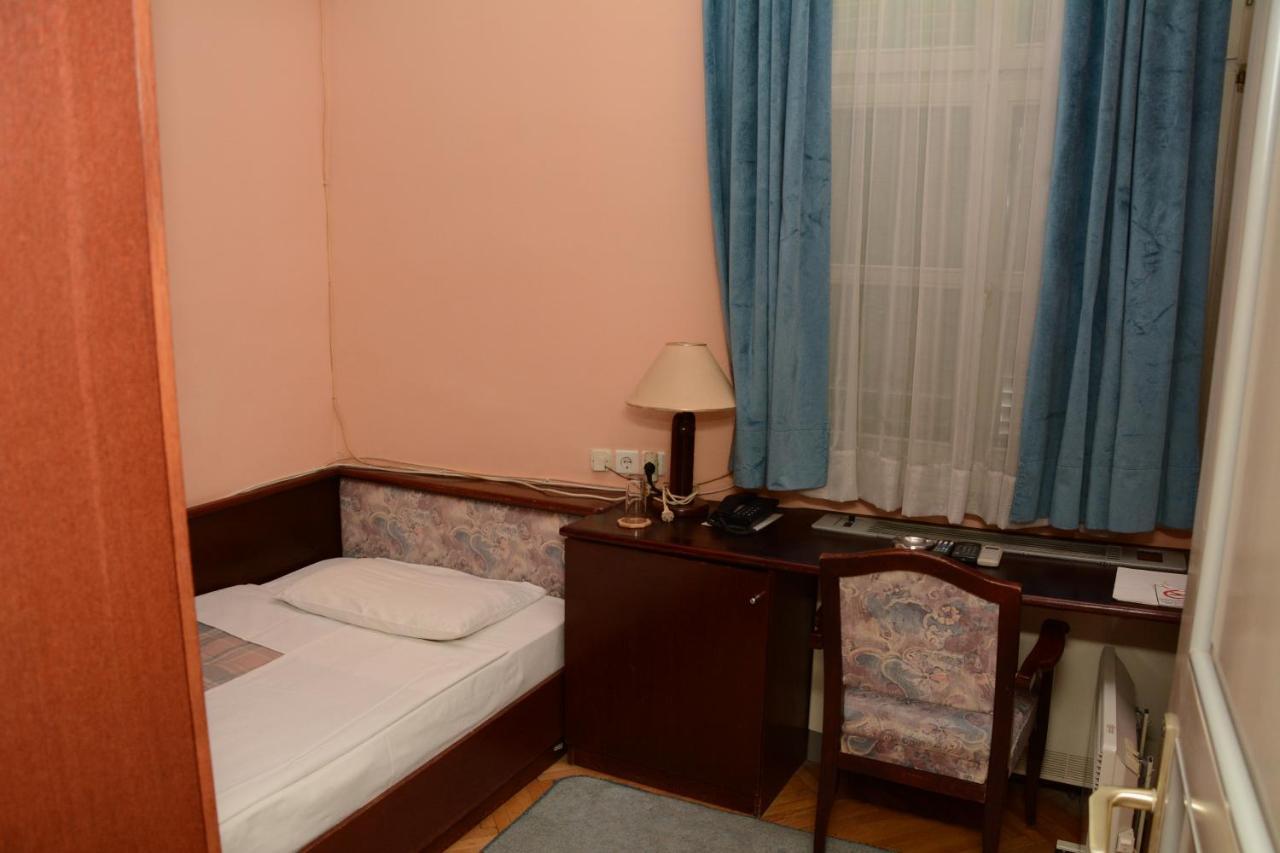 Hotel Garni Štip Dış mekan fotoğraf