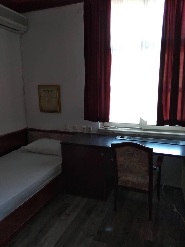 Hotel Garni Štip Dış mekan fotoğraf